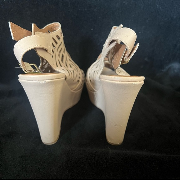 Tan Wedges. Worn once! - Picture 3 of 4